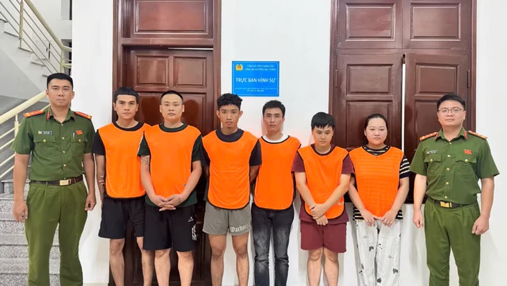 Triệt phá đường dây dựng 
