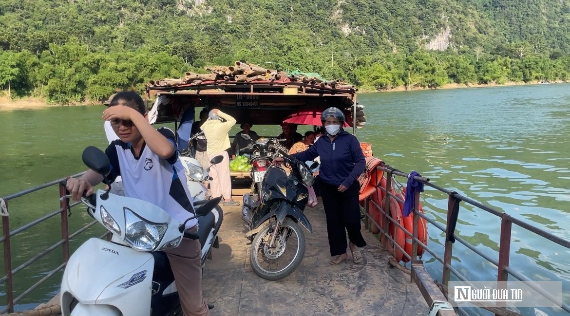 Cuộc sống cách trở của người dân ở "ốc đảo" nằm biệt lập bên sông Mã- Ảnh 5.