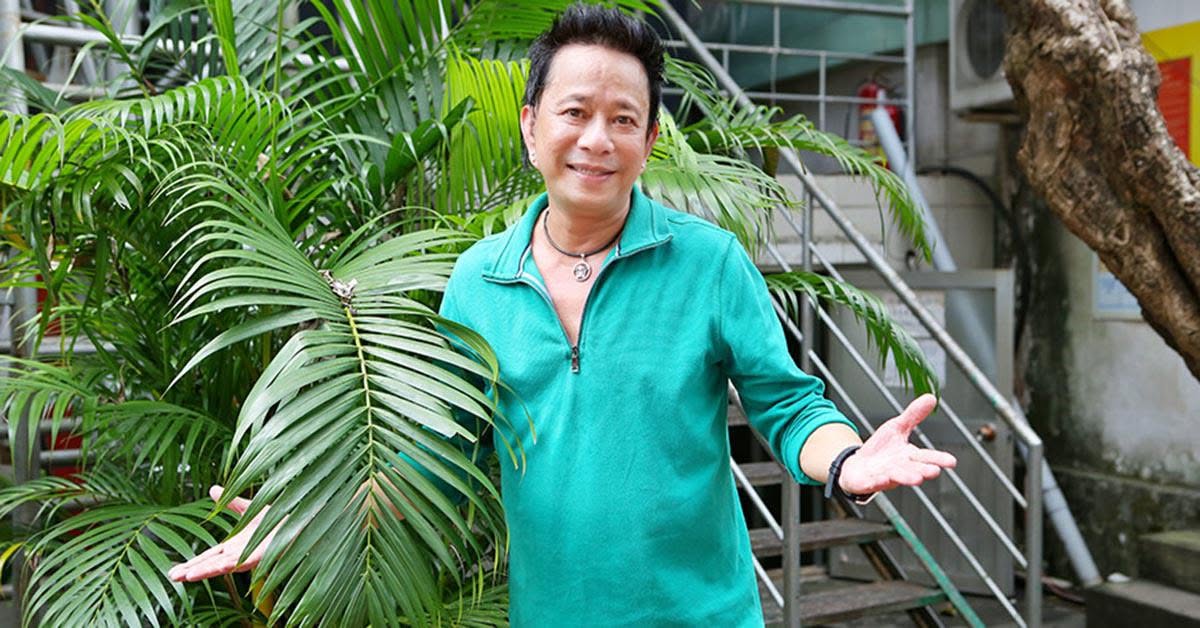 Nam danh h&agrave;i nổi tiếng từng mang 300 c&acirc;y v&agrave;ng đi mua si&ecirc;u xe, cuộc sống tuổi 71 g&acirc;y bất ngờ- Ảnh 2.