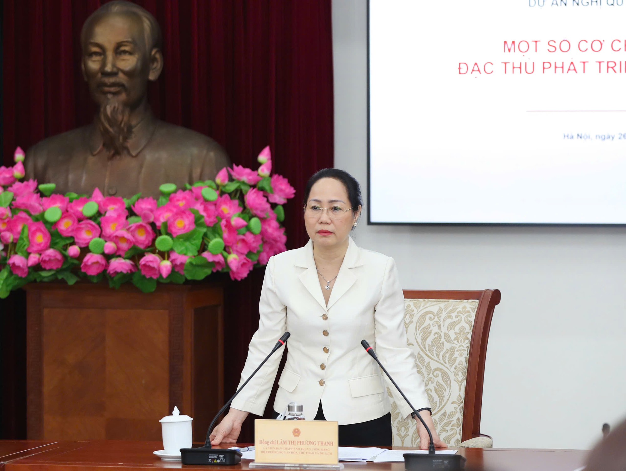 Th&aacute;o gỡ điểm nghẽn, khơi th&ocirc;ng nguồn lực v&agrave; tạo động lực mới cho ng&agrave;nh du lịch ph&aacute;t triển- Ảnh 2.