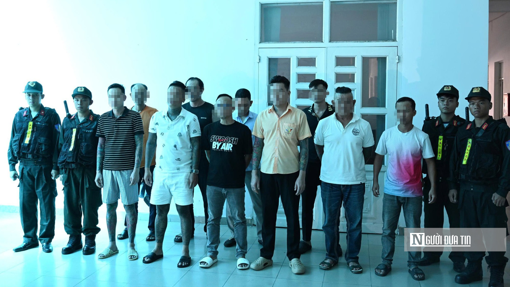 Khởi tố 20 bị can trong vụ nh&oacute;m &ldquo;Cọp đen&rdquo; l&agrave;m phim giang hồ- Ảnh 1.