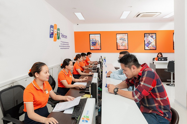 FPT Telecom lãi hơn 11 tỷ đồng mỗi ngày - Ảnh 1.