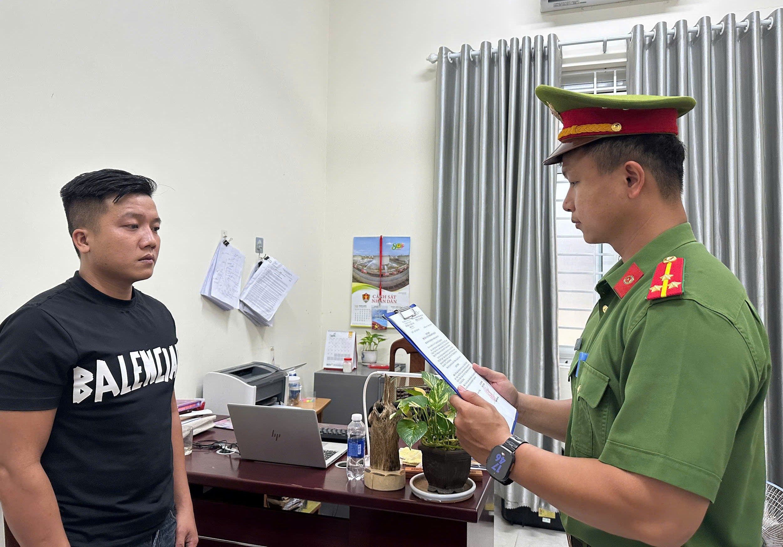 Khởi tố thêm 2 phụ nữ trong vụ cưỡng đoạt tài sản từ tranh chấp tiền cọc đất - Ảnh 3.