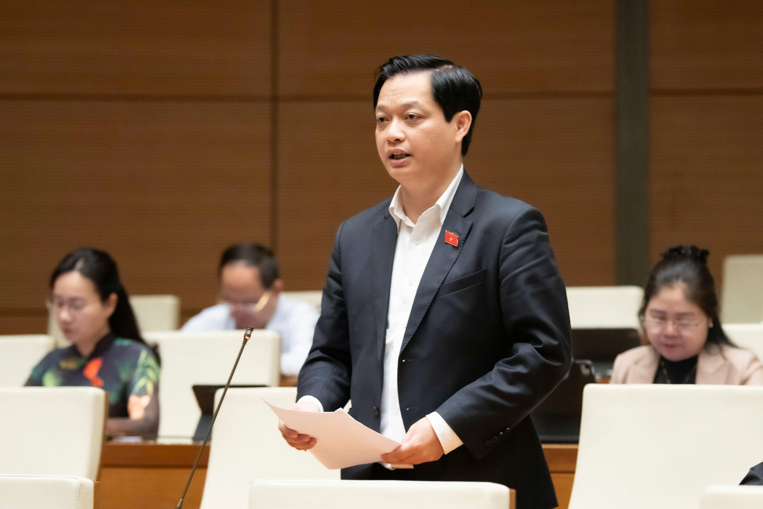 Đại biểu đề xuất cơ chế để thoái vốn Nhà nước tại doanh nghiệp đang thua lỗ - Ảnh 1.