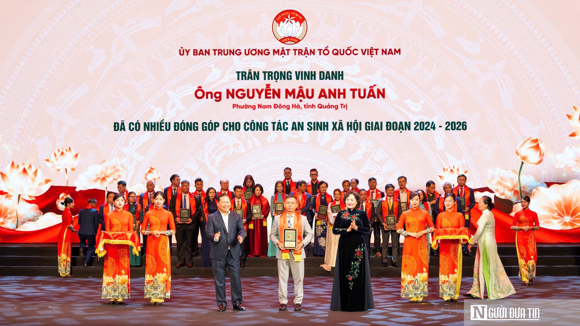 ‘Thủ lĩnh’ tình nguyện Quảng Trị được vinh danh vì hành trình cứu người, giúp đời - Ảnh 4.