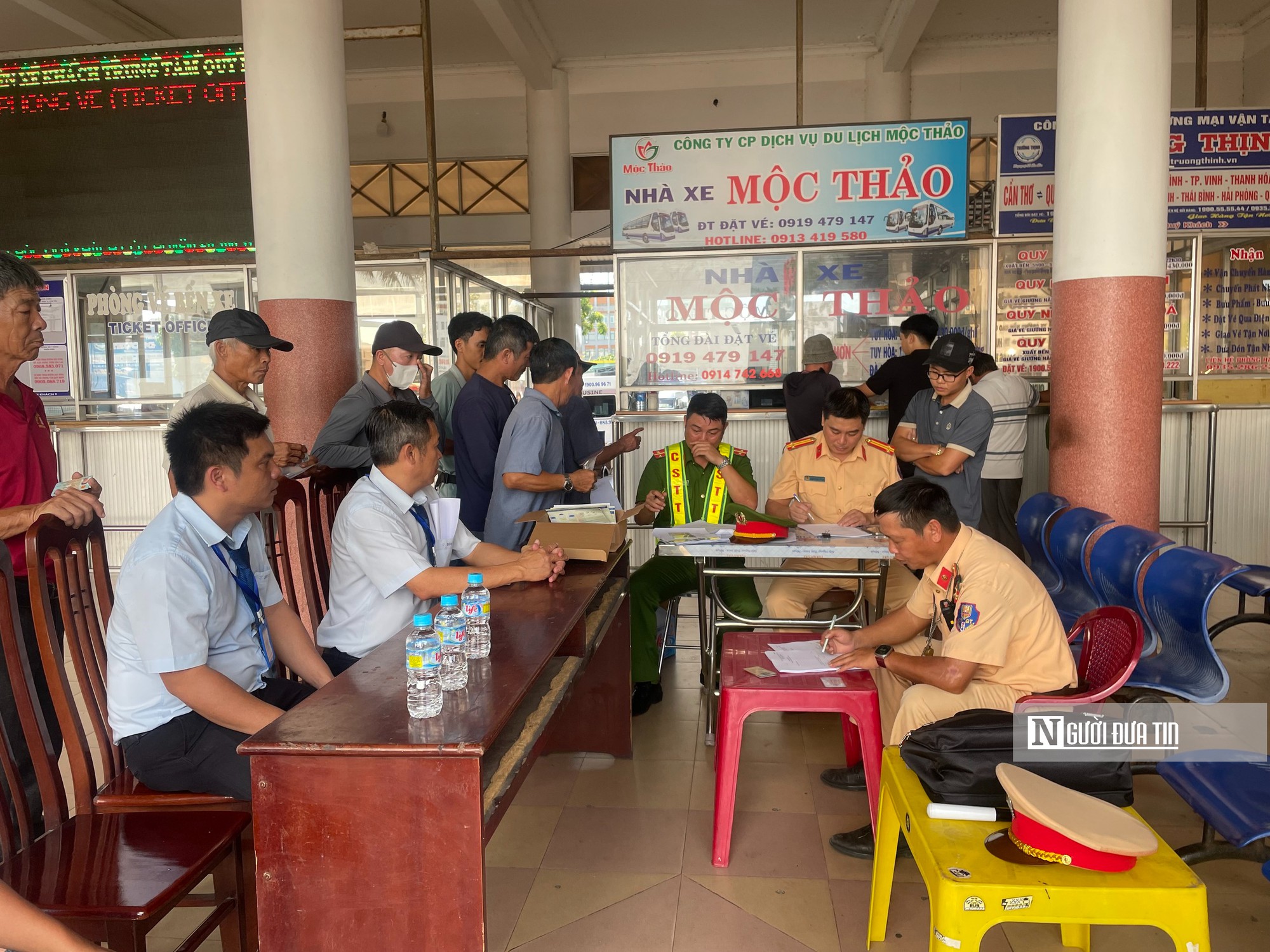 Kiểm tra ma túy tại Bến xe trung tâm Quy Nhơn: 53 trường hợp có kết quả âm tính- Ảnh 1.