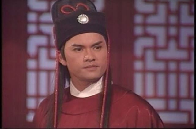 "Triển Chiêu" sinh ra ở Việt Nam cưới nữ đại gia: Vừa mua máy bay riêng, ở biệt thự 93m2, xe chạy 10 lần là đổi chiếc mới - Ảnh 3.