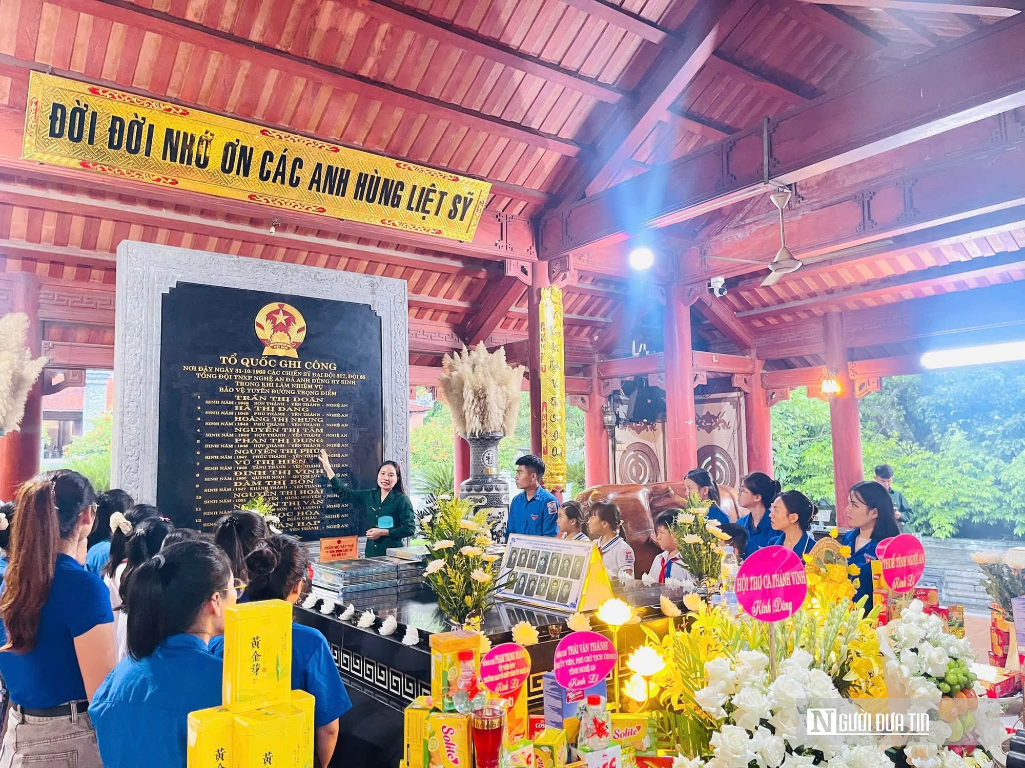 Câu chuyện tình yêu và lời hẹn ước trăm năm gửi lại