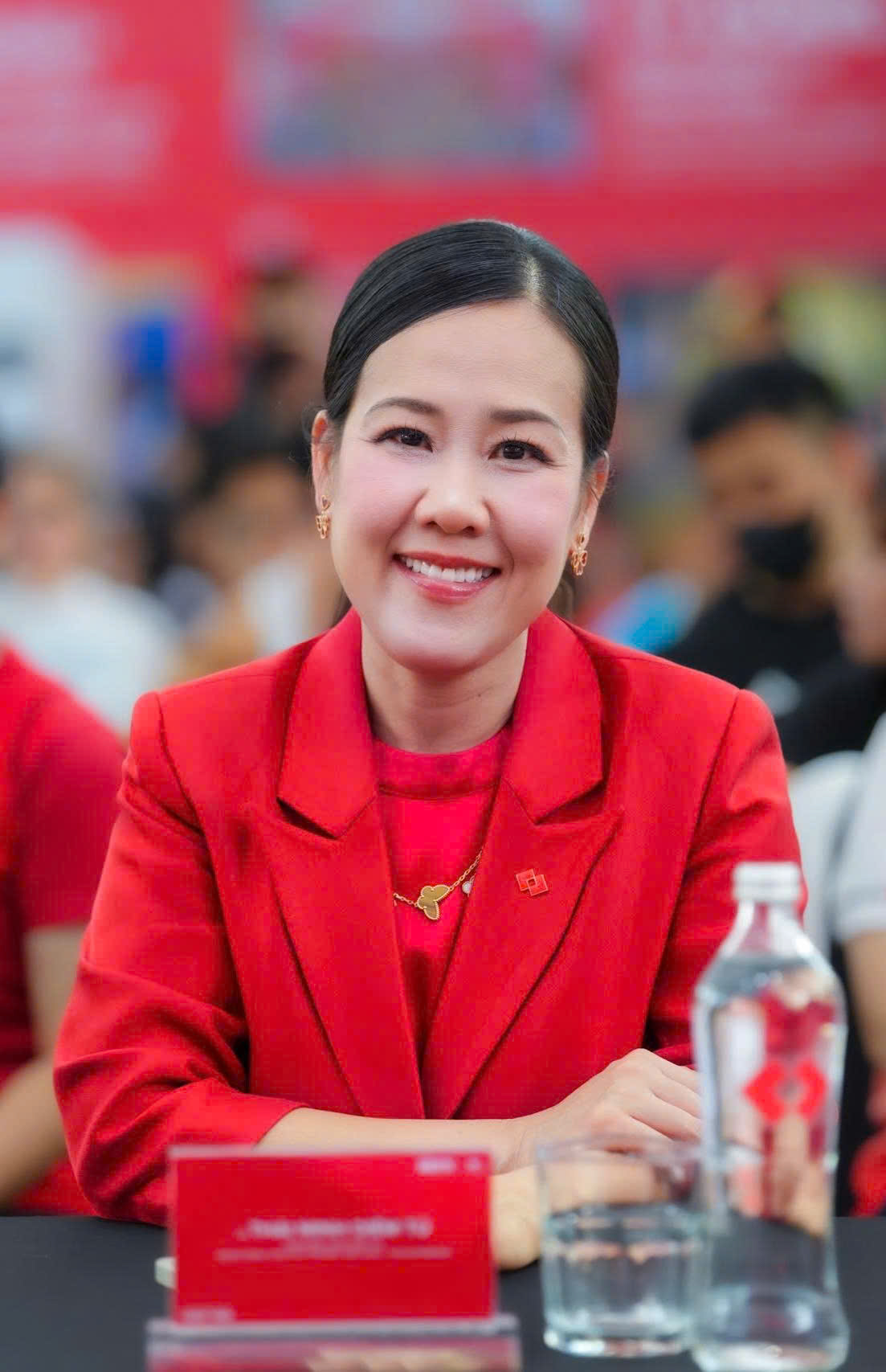 Bứt phá kỷ lục tại giải Marathon Quốc tế Hà Nội Techcombank Mùa thứ 5 - Ảnh 11.