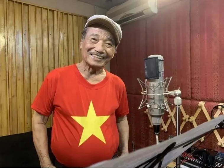 NSND 3 lần đỗ thủ khoa, giọng hát độc bản xác lập kỷ lục Việt Nam, trên giường bệnh vẫn cống hiến - Ảnh 1.