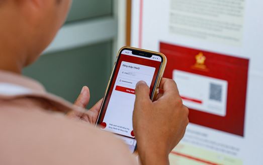 Bán xe từ 5 năm trước nhưng vẫn thấy đứng tên trên VNeTraffic, chủ cũ nên làm gì? - Ảnh 1.