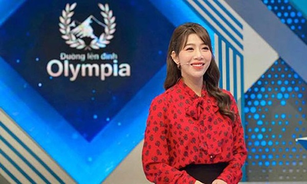 Nữ BTV, MC từng dẫn Đường l&ecirc;n đỉnh Olympia giờ l&agrave; mẹ đơn th&acirc;n ở biệt thự sang, gi&agrave;u cỡ n&agrave;o? - Ảnh 1.