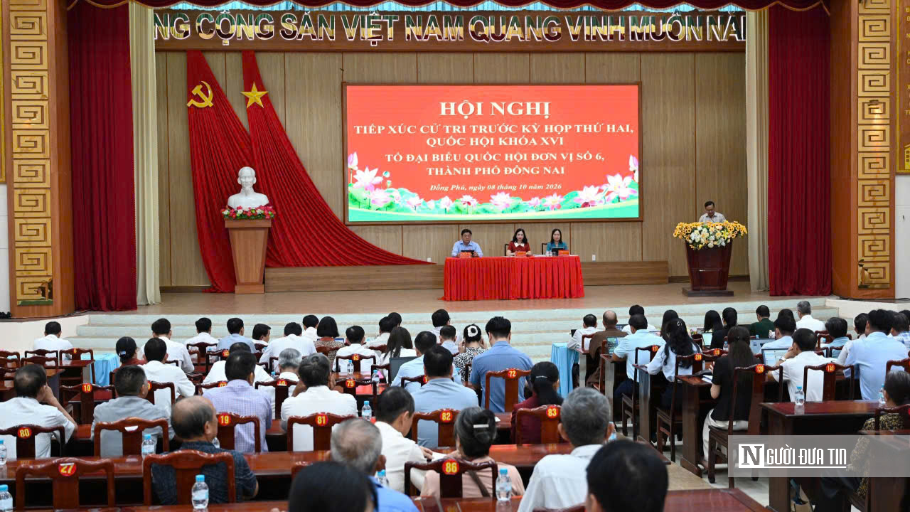 Cử tri phường Đồng Ph&uacute; kiến nghị th&aacute;o gỡ vướng mắc đất đai, giao th&ocirc;ng- Ảnh 1.
