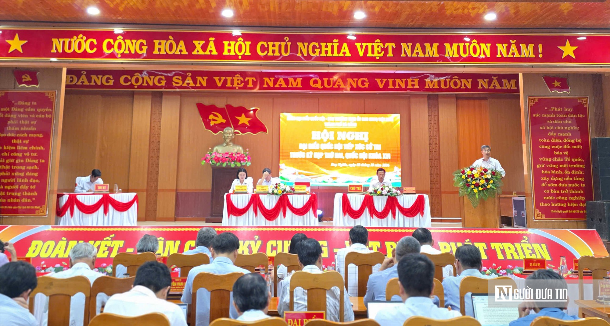 Đại biểu Quốc hội đề nghị giải quyết ngay vướng mắc về chính sách người có công, rà soát nhà xuống cấp vùng quy hoạch- Ảnh 7.