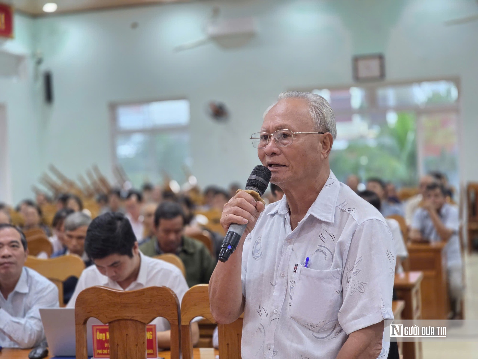 Đại biểu Quốc hội đề nghị giải quyết ngay vướng mắc về chính sách người có công, rà soát nhà xuống cấp vùng quy hoạch- Ảnh 1.