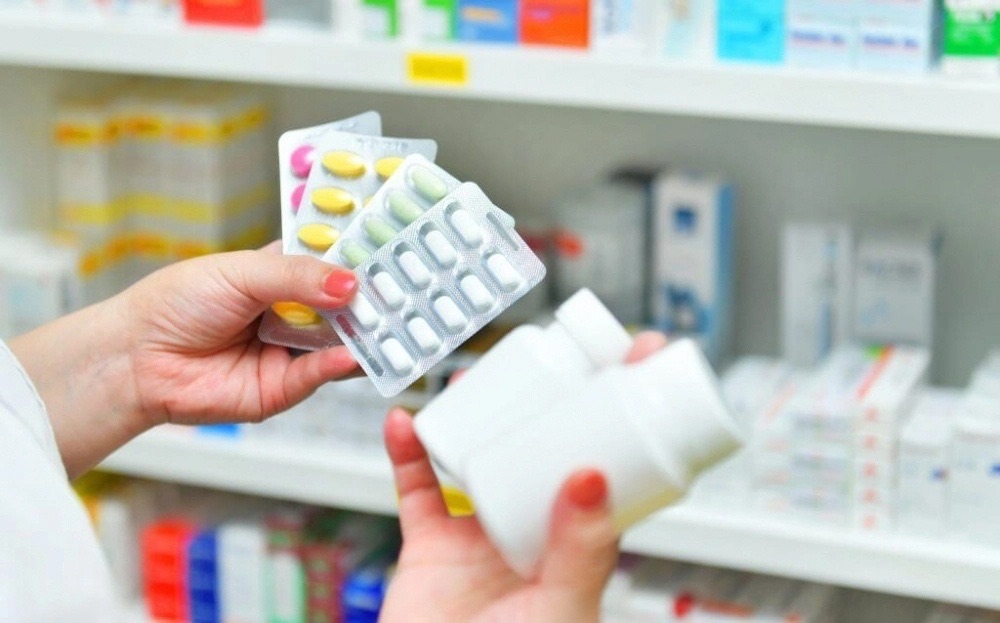 Phấn đấu tự chủ 20% nhu cầu nguyên liệu làm thuốc vào năm 2030 - Ảnh 1.