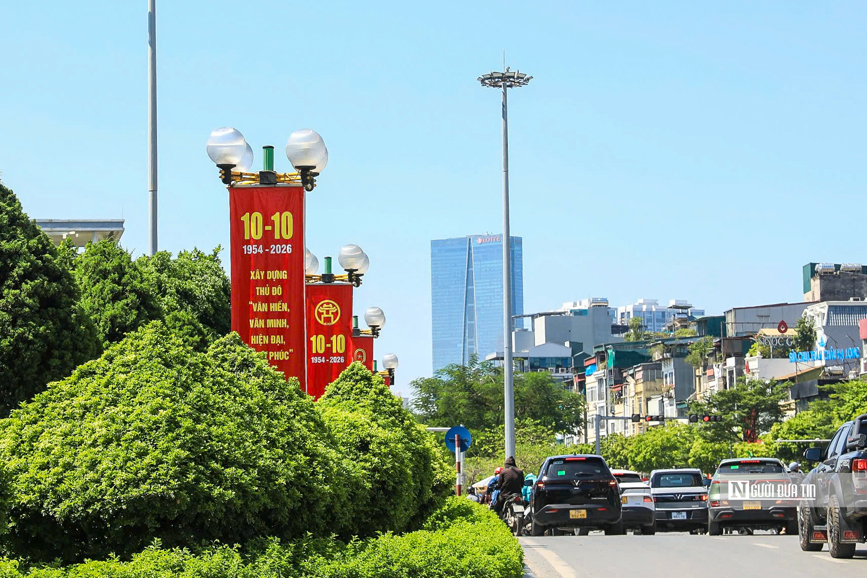 Hà Nội trang hoàng chào mừng 72 năm Ngày Giải phóng Thủ đô- Ảnh 12.
