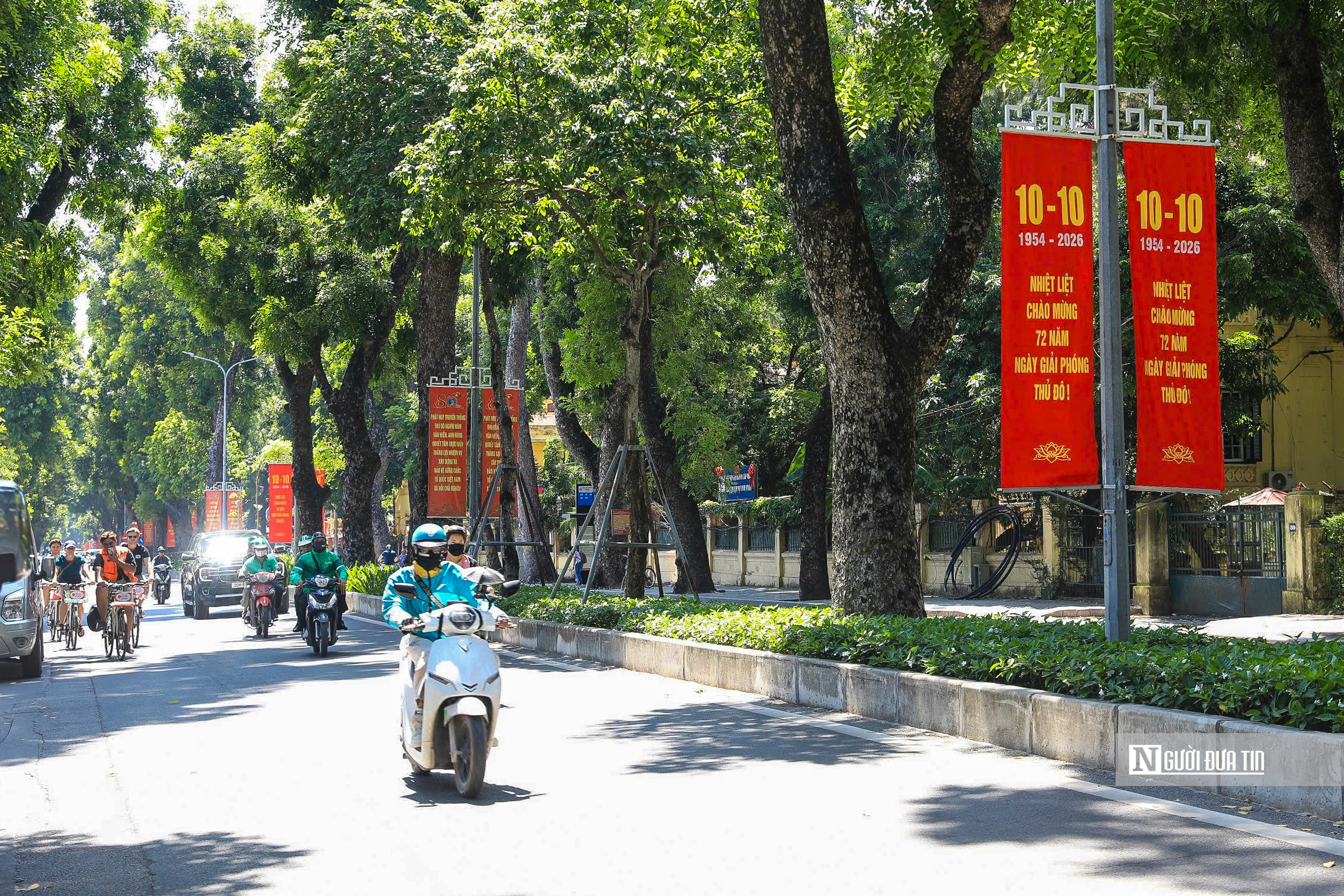 Hà Nội trang hoàng chào mừng 72 năm Ngày Giải phóng Thủ đô- Ảnh 13.