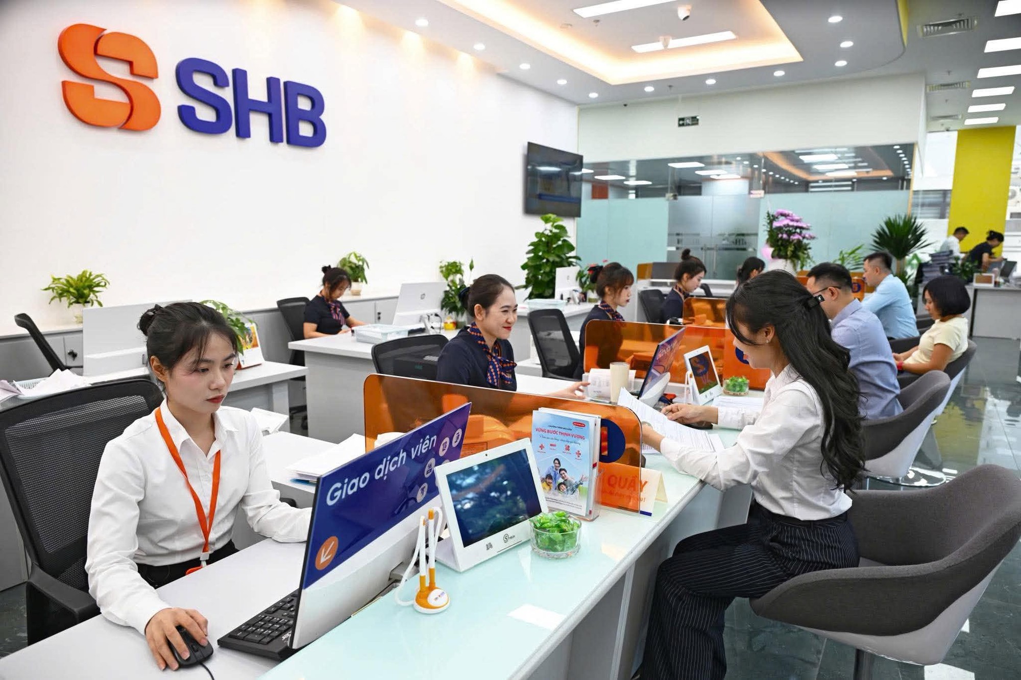 SHB khẳng định hoạt động ổn định, triển khai tăng vốn đúng quy định, đa dạng hóa nguồn lực tài chính- Ảnh 1.