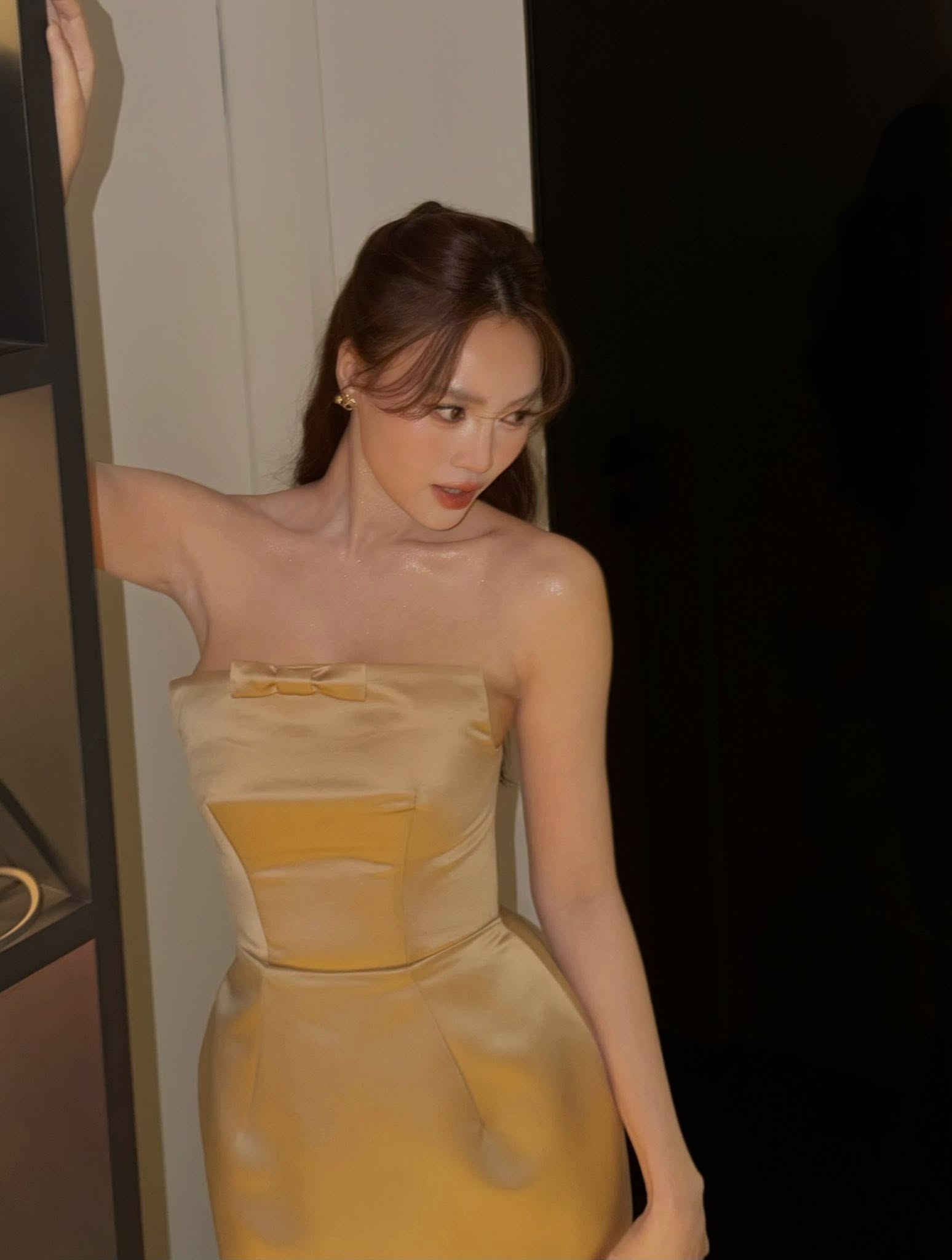 Việt Nam có mỹ nhân được đề cử là người đẹp nhất thế giới - Ảnh 3. Việt Nam có mỹ nhân được đề cử là người đẹp nhất thế giới - Ảnh 3.