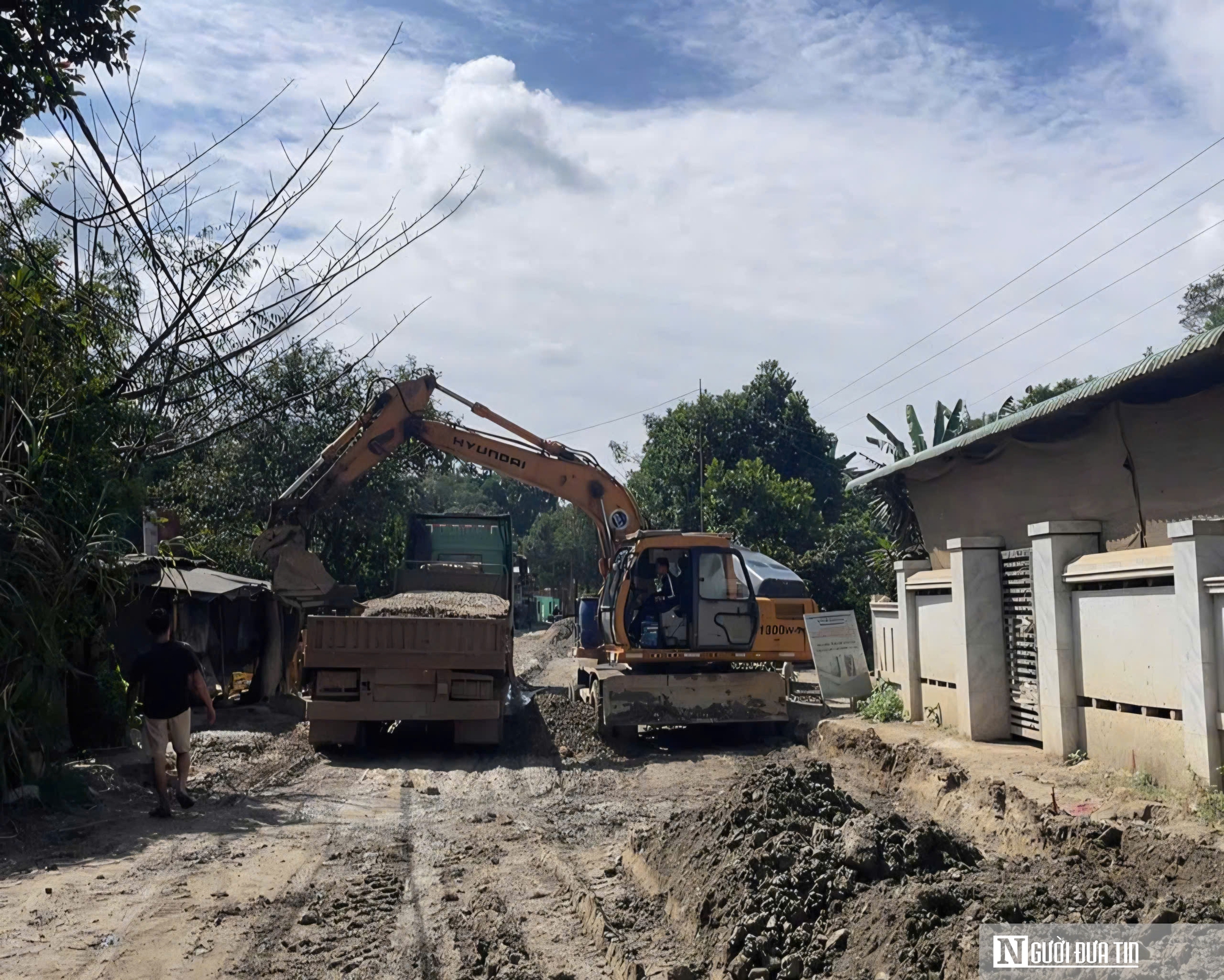 Đà Nẵng: Chạy đua sửa chữa Quốc lộ 14D, nỗ lực đảm bảo lưu thông ngày Tết- Ảnh 10.