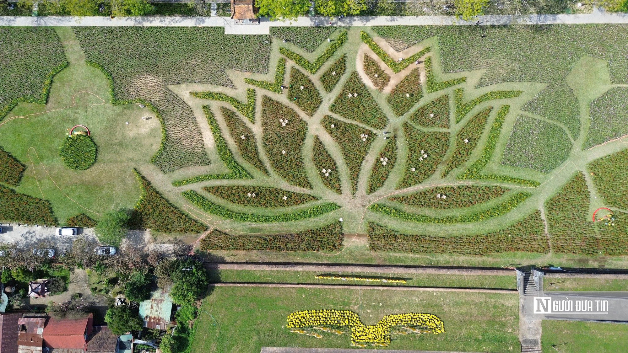 Những điều đặc biệt tạo nên biểu tượng đoá sen khổng lồ chào đón năm mới 2026 ở Huế- Ảnh 4. Những điều đặc biệt tạo nên biểu tượng đoá sen khổng lồ chào đón năm mới 2026 ở Huế- Ảnh 4.