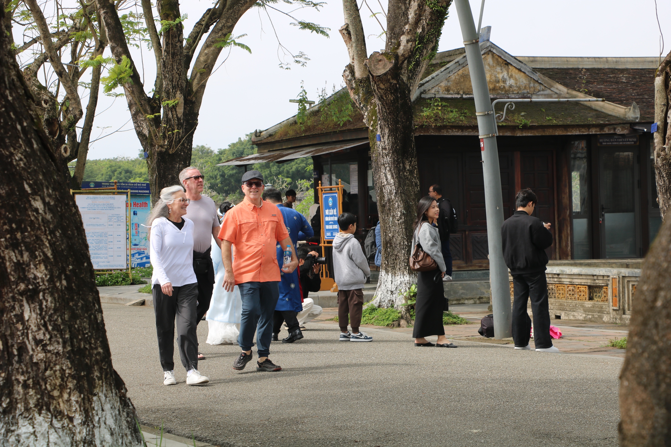 Huế khai mở sức mạnh ngành công nghiệp không khói-Kỳ 1: Nhìn thẳng hạn chế để bứt phá - Ảnh 1.