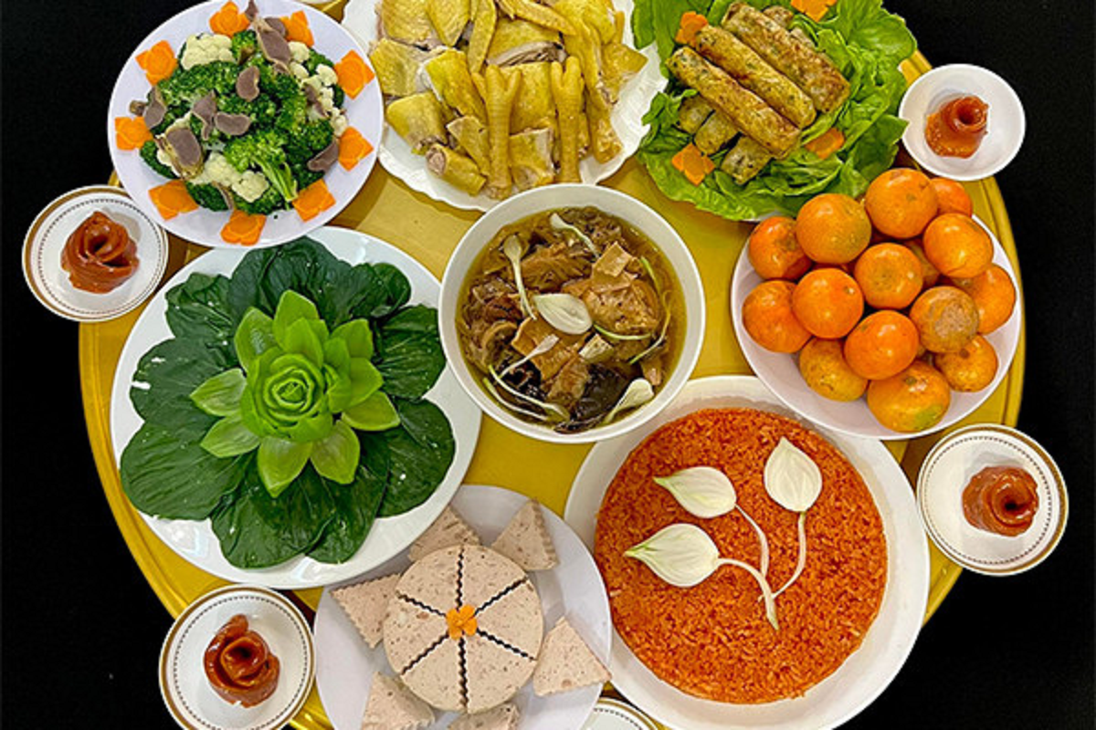 Giờ đẹp thắp hương Rằm tháng Chạp để mang lại may mắn, bình an ngày cuối năm- Ảnh 1.