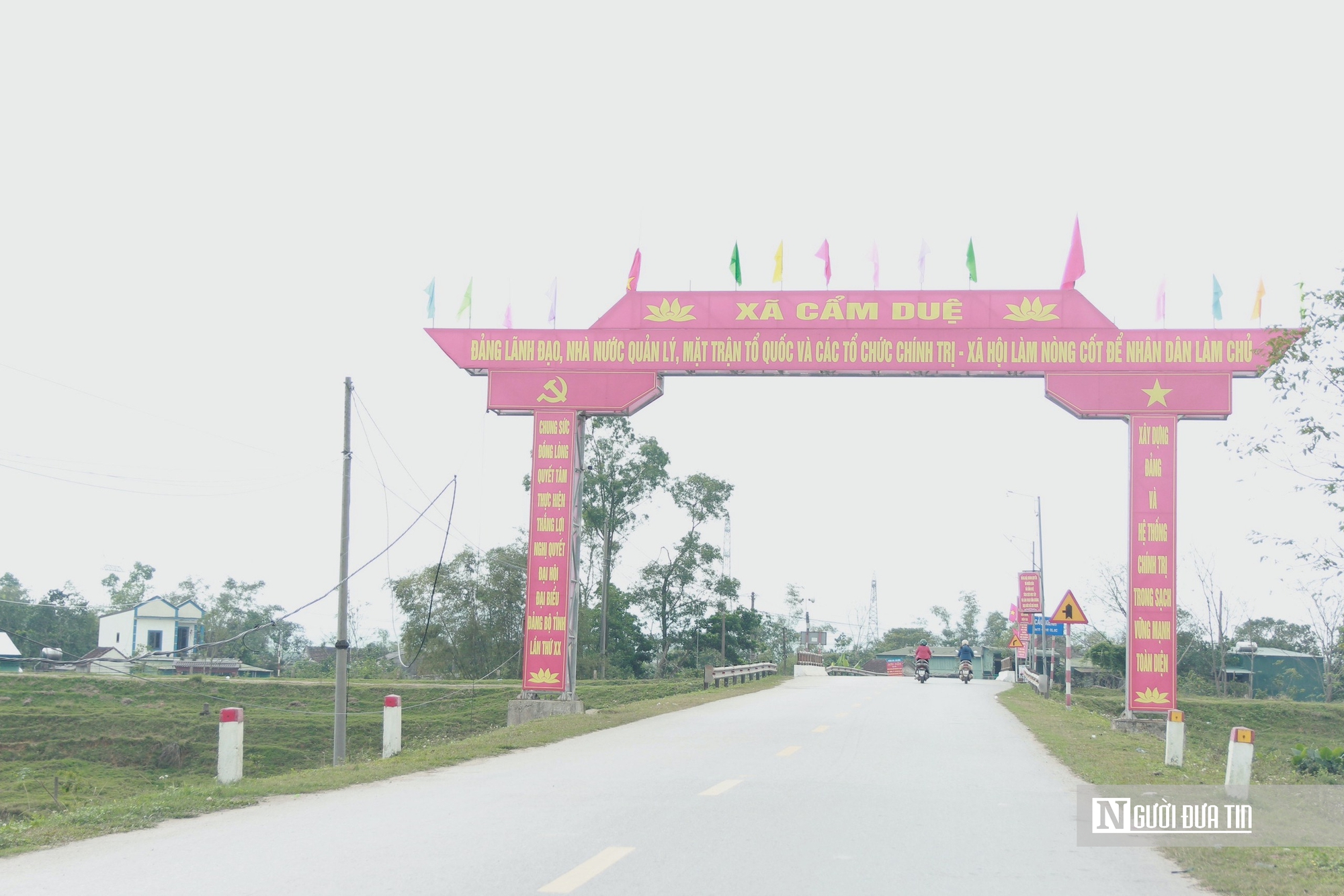 Người d&acirc;n v&ugrave;ng lũ H&agrave; Tĩnh kh&ocirc;i phục cuộc sống, sẵn s&agrave;ng đ&oacute;n Tết - Ảnh 7.