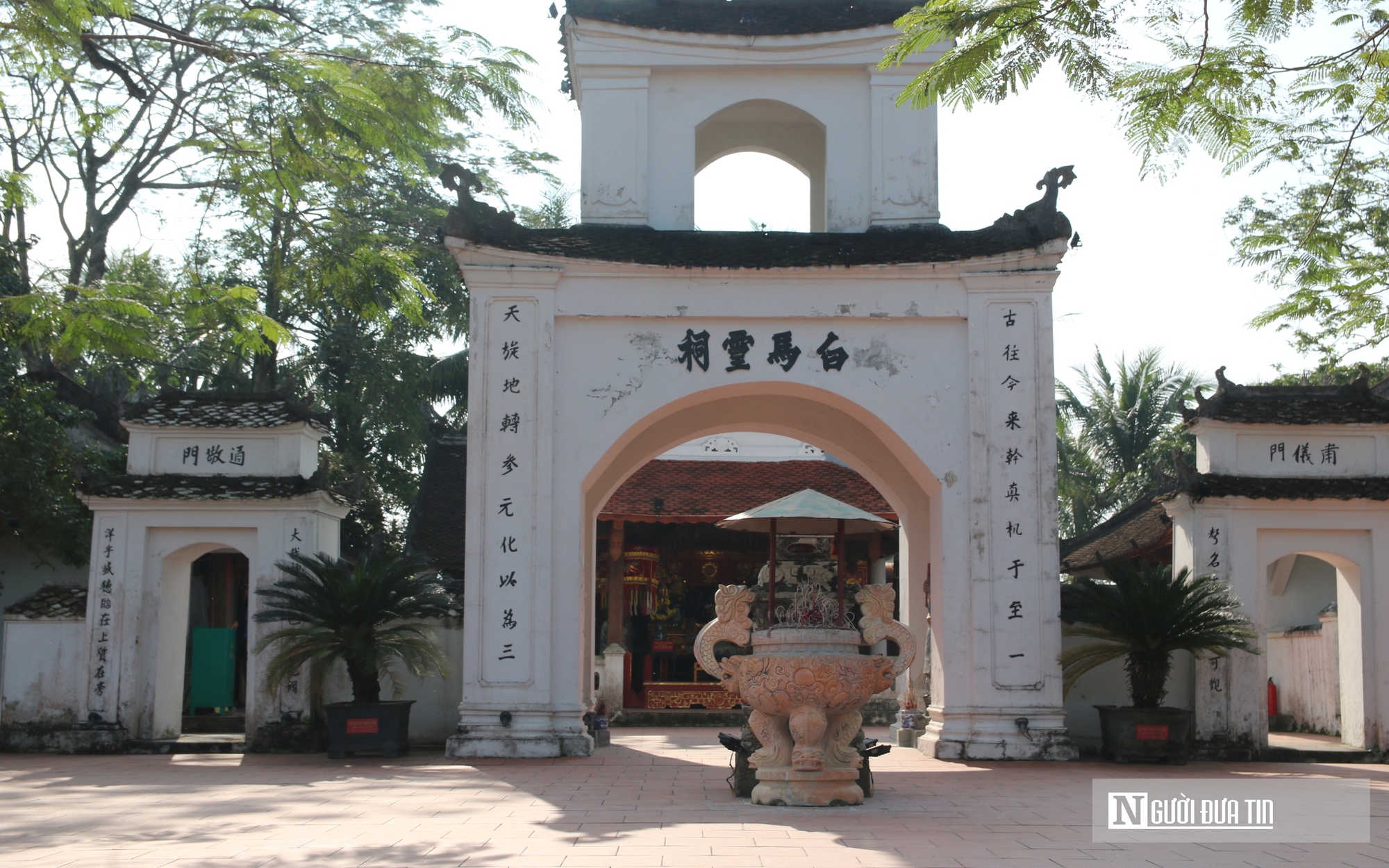 Đền Bạch Mã: Linh thiêng nơi thờ vị tướng và ngựa trắng anh hùng