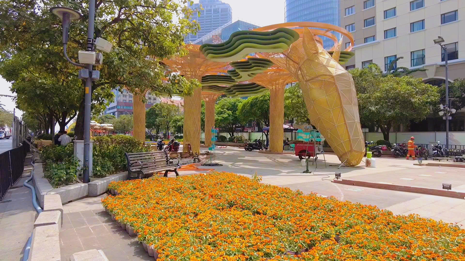 Gấp rút hoàn thành tiến độ đường hoa Nguyễn Huệ 2026- Ảnh 10.