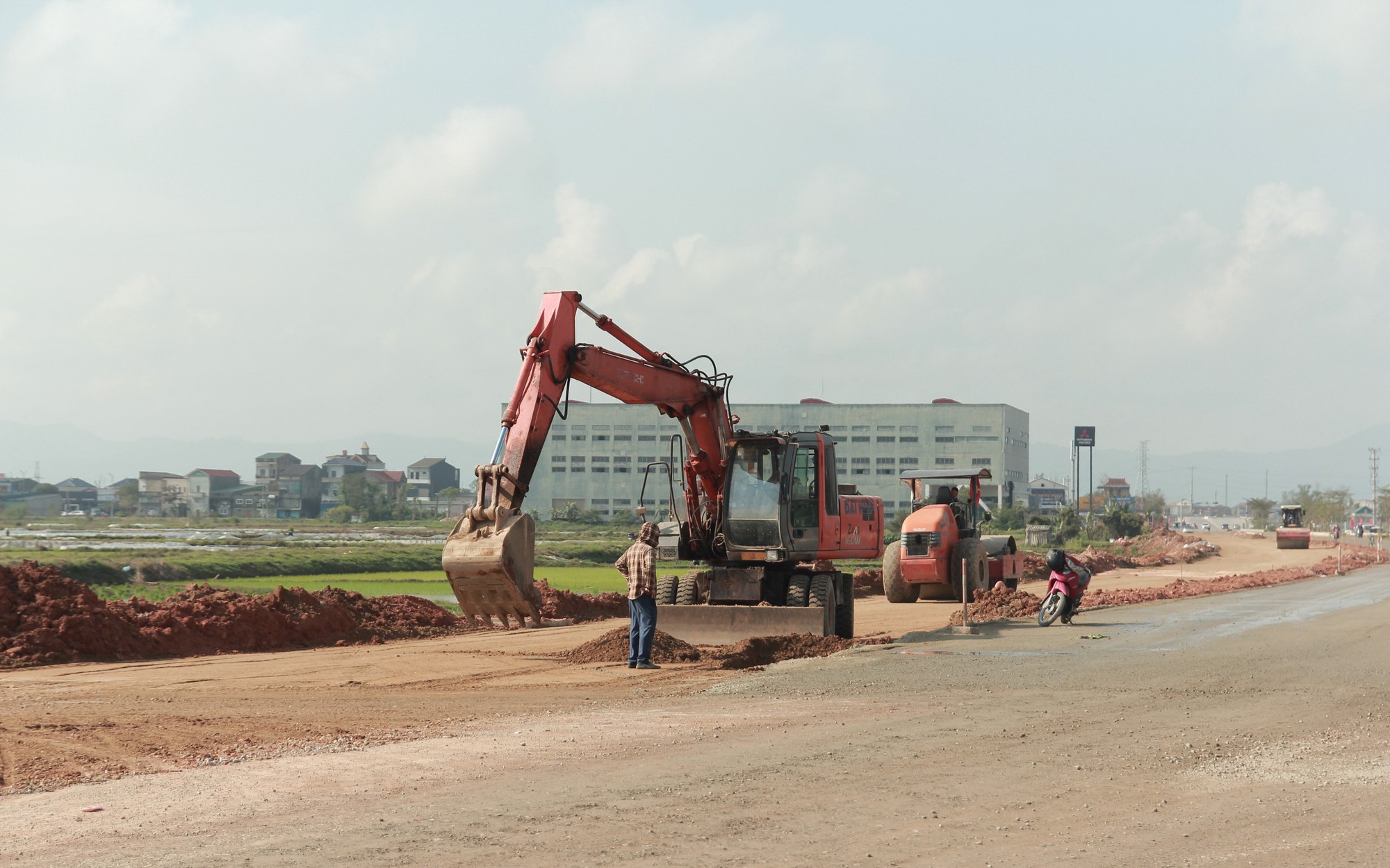Dự án đường Ngô Quyền Hà Tĩnh: Đẩy nhanh tiến độ trước Tết, hướng tới đô thị hiện đại
