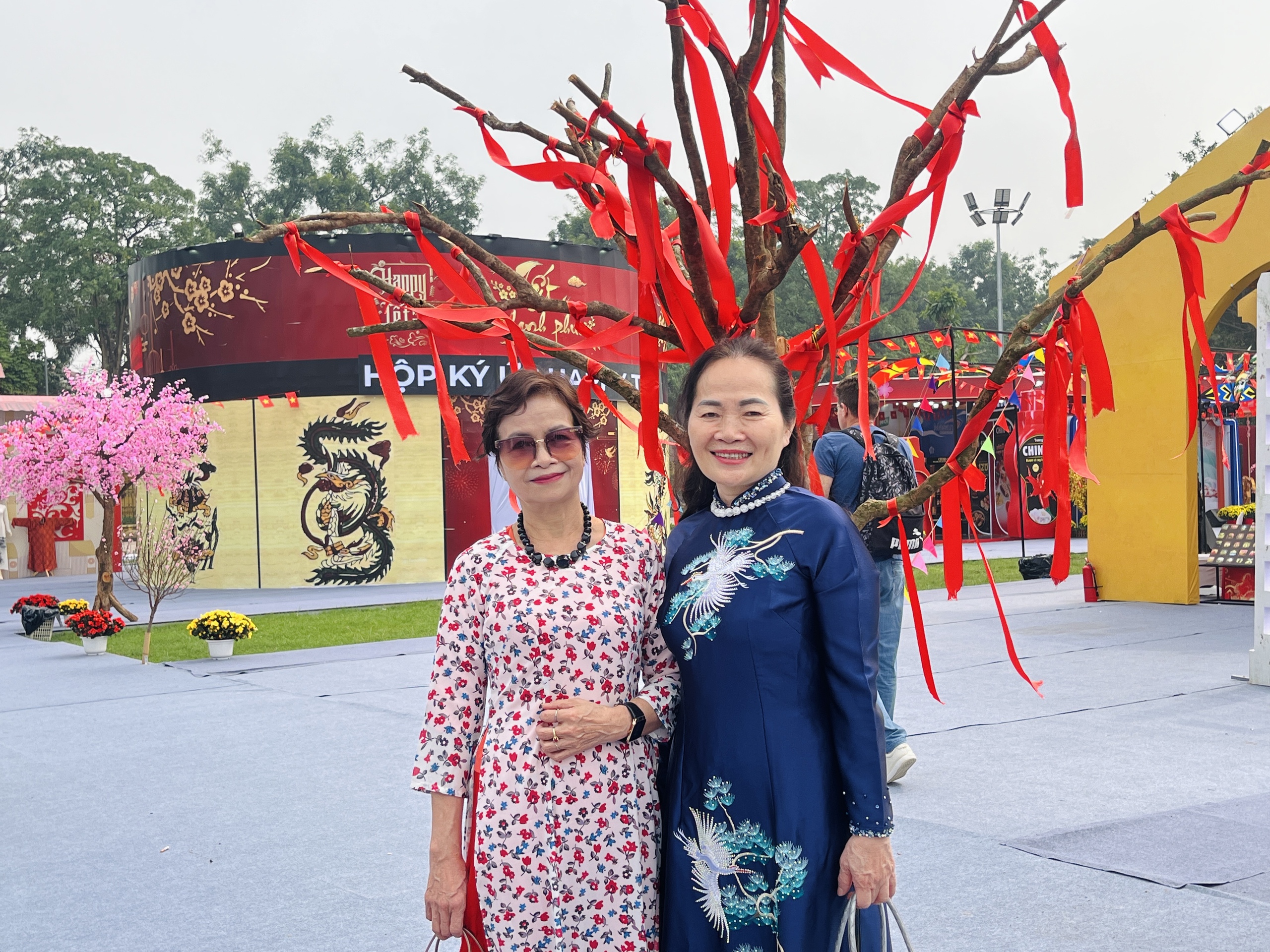 “Tết 3 miền” giữa lòng Hoàng thành: Đi một vòng chạm trọn hồn xuân Việt- Ảnh 16.