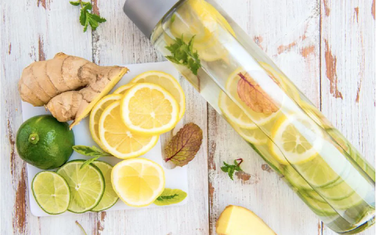 Nước Dưa Chuột Bạc Hà, Chanh Gừng, Trà Xanh Nghệ: Thức Uống Giải Độc Tăng Cường Sức Khỏe