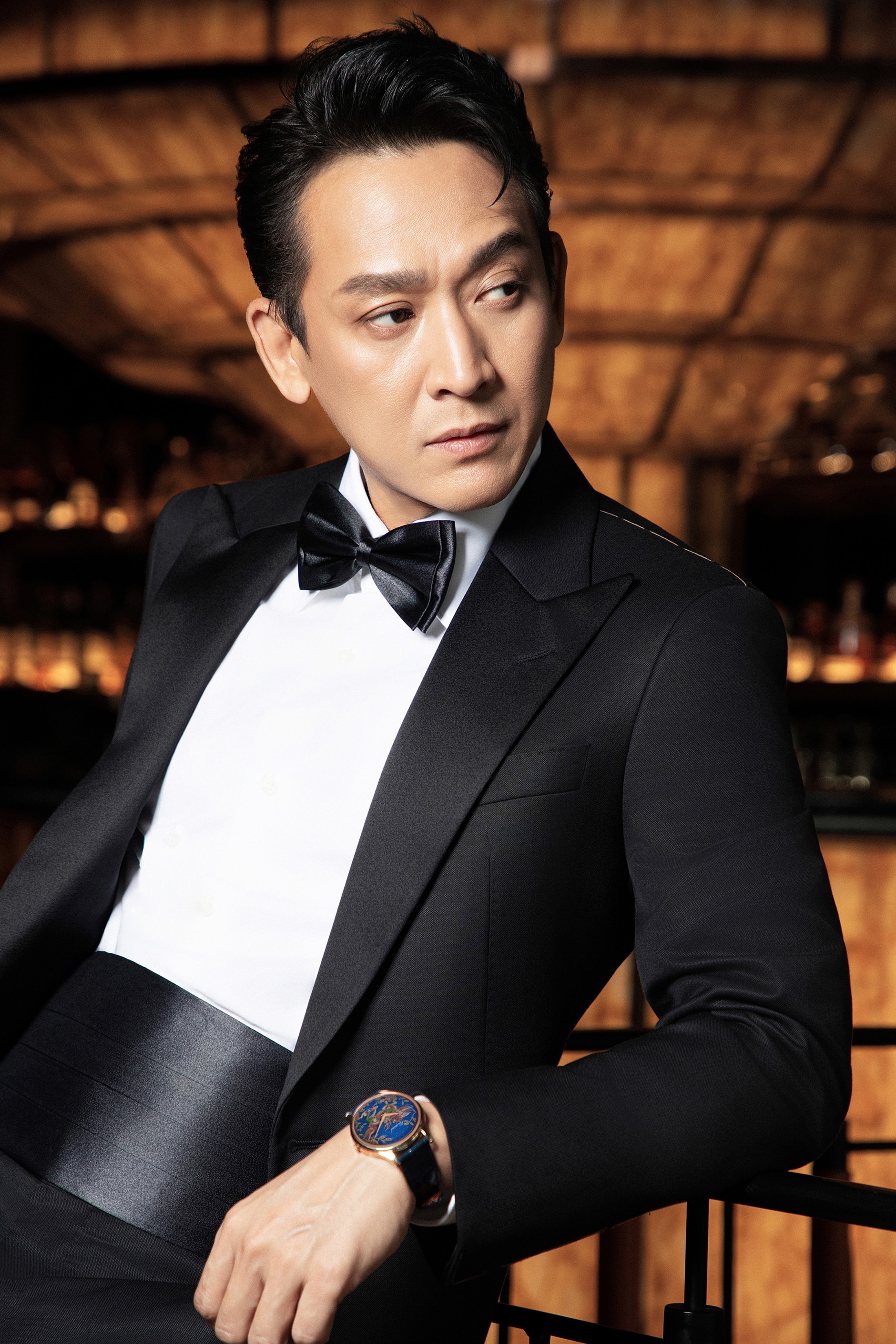 "Quý ông độc thân" Hứa Vĩ Văn, phong độ ngời ngời ở tuổi 46 - Ảnh 4.