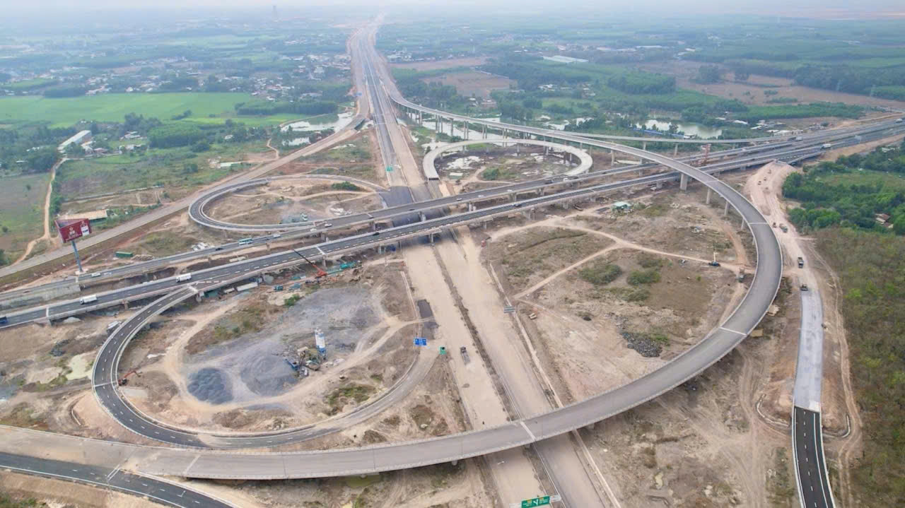 Tạm hoãn thông xe tạm một chiều cao tốc Biên Hòa – Vũng Tàu do chưa đủ điều kiện an toàn- Ảnh 4.