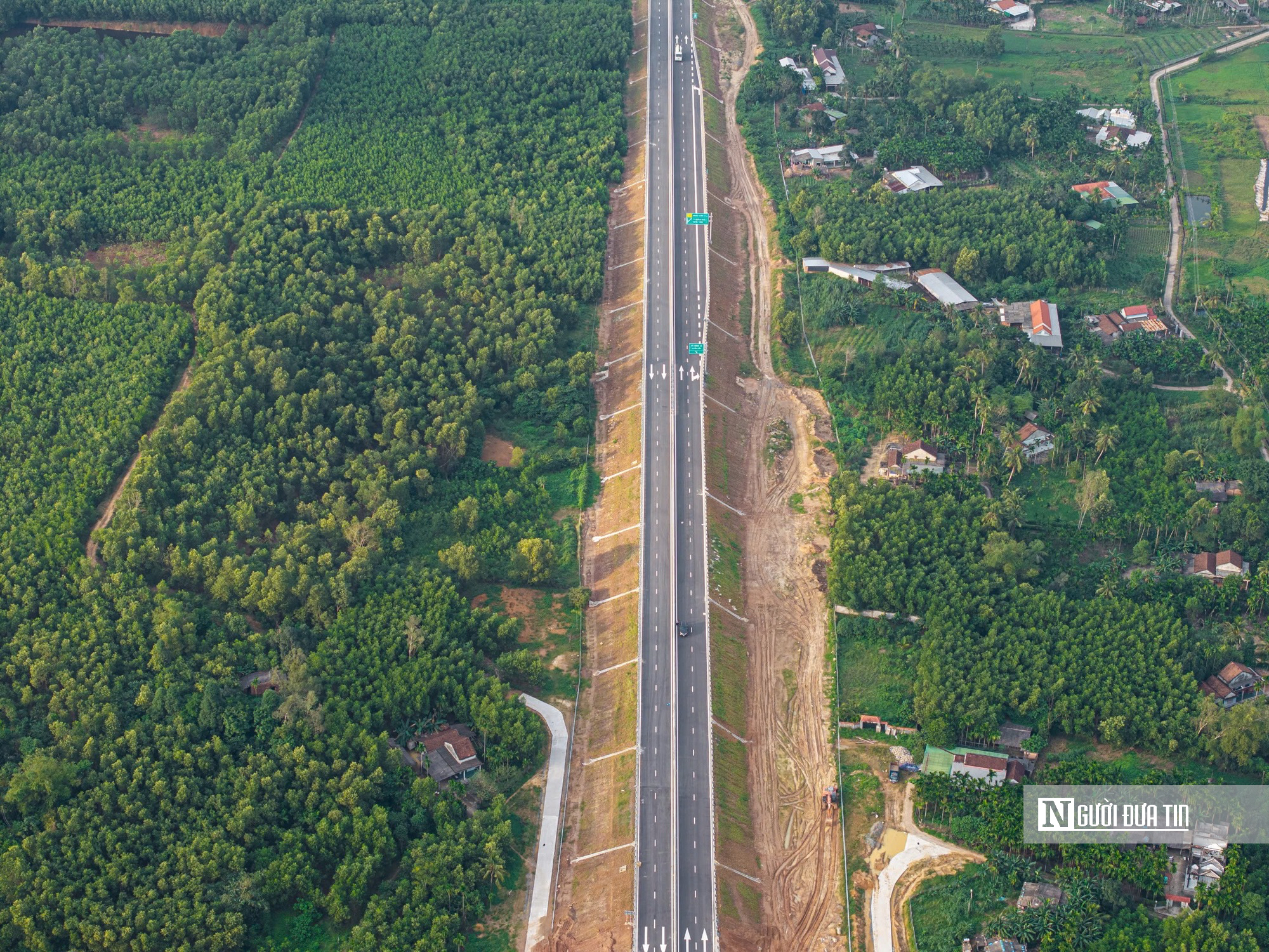 Cao tốc Quảng Ng&atilde;i &ndash; Ho&agrave;i Nhơn ch&iacute;nh thức th&ocirc;ng xe từ h&ocirc;m nay- Ảnh 2.