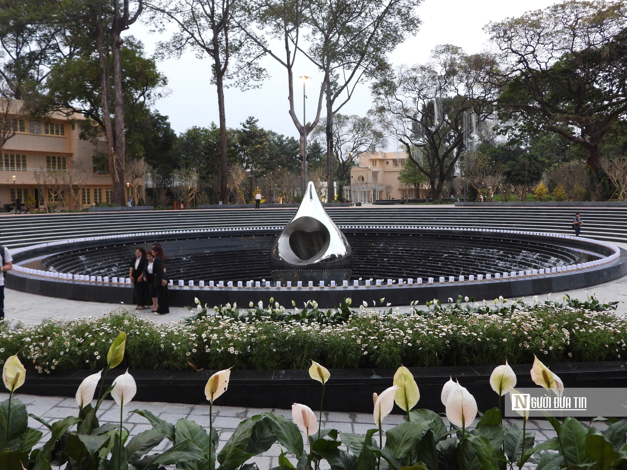 Kh&aacute;nh th&agrave;nh C&ocirc;ng vi&ecirc;n tưởng niệm nạn nh&acirc;n Covid-19 tại Tp.HCM- Ảnh 3.