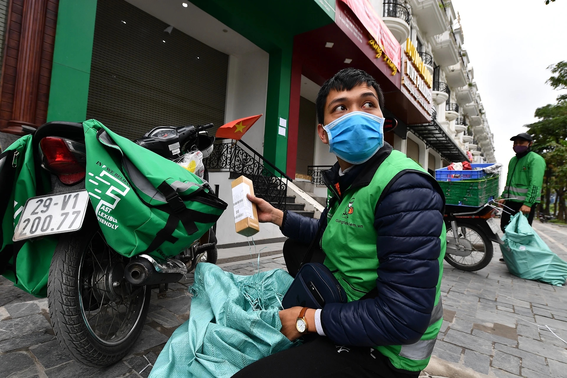 Hàng hóa trên sàn thương mại điện tử đắt lên rõ rệt- Ảnh 2.