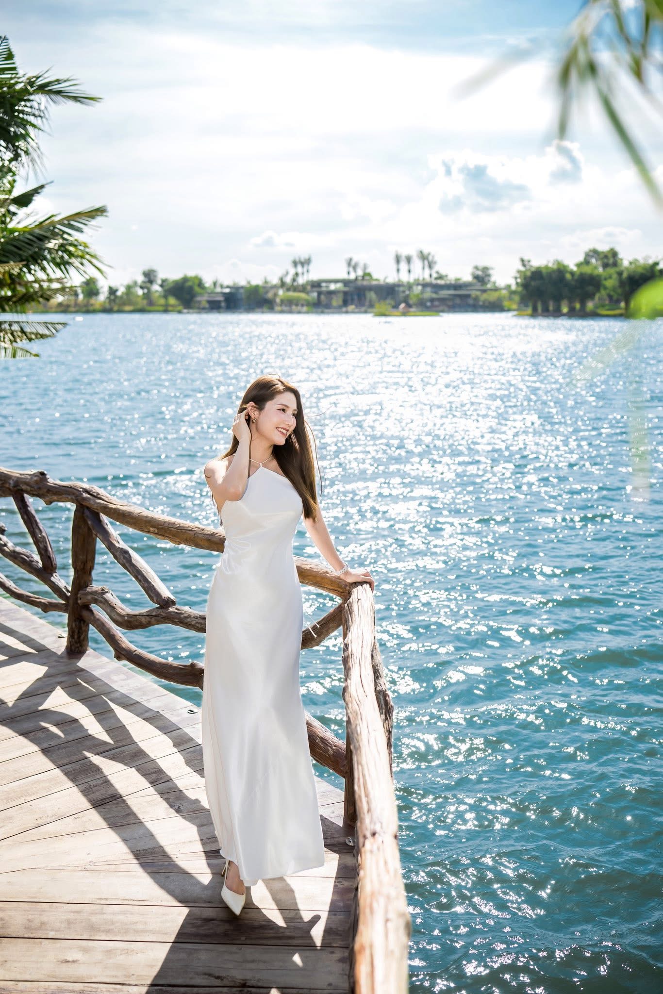 "Nàng dâu hào môn" khoe vóc dáng của bà mẹ bỉm sữa - Ảnh 9.