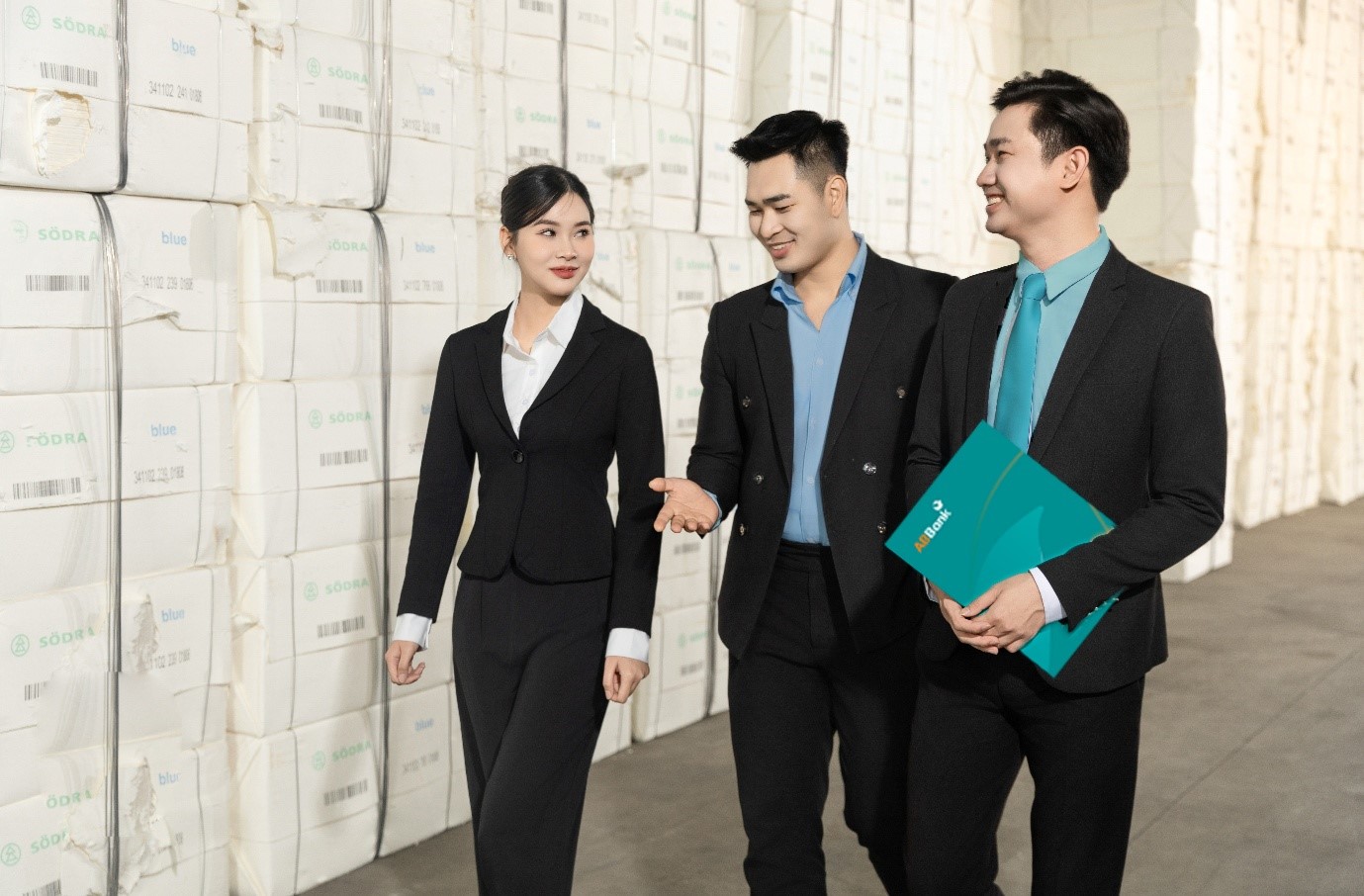 ABBank ưu đãi vốn vay cho doanh nghiệp đầu tư hạ tầng điện, giao thông và công nghệ chiến lược- Ảnh 3.