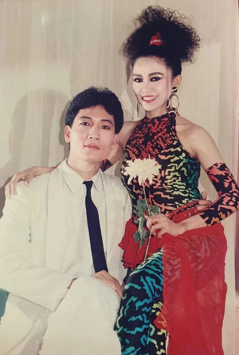 Nữ NSND là mẹ ruột của "chim công làng múa" Vbiz: U70 nhan sắc xinh đẹp, hạnh phúc viên mãn - Ảnh 1.