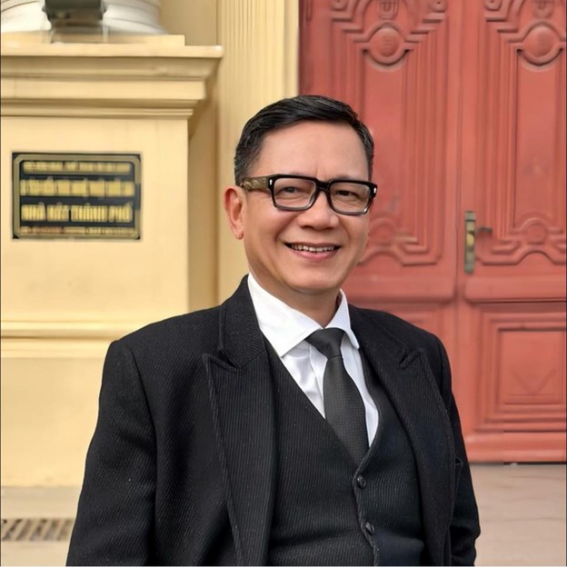 Nam NSƯT 2 lần làm "Chủ tịch tỉnh": Hôn nhân 31 năm viên mãn bên NSND Thu Quế - Ảnh 3.