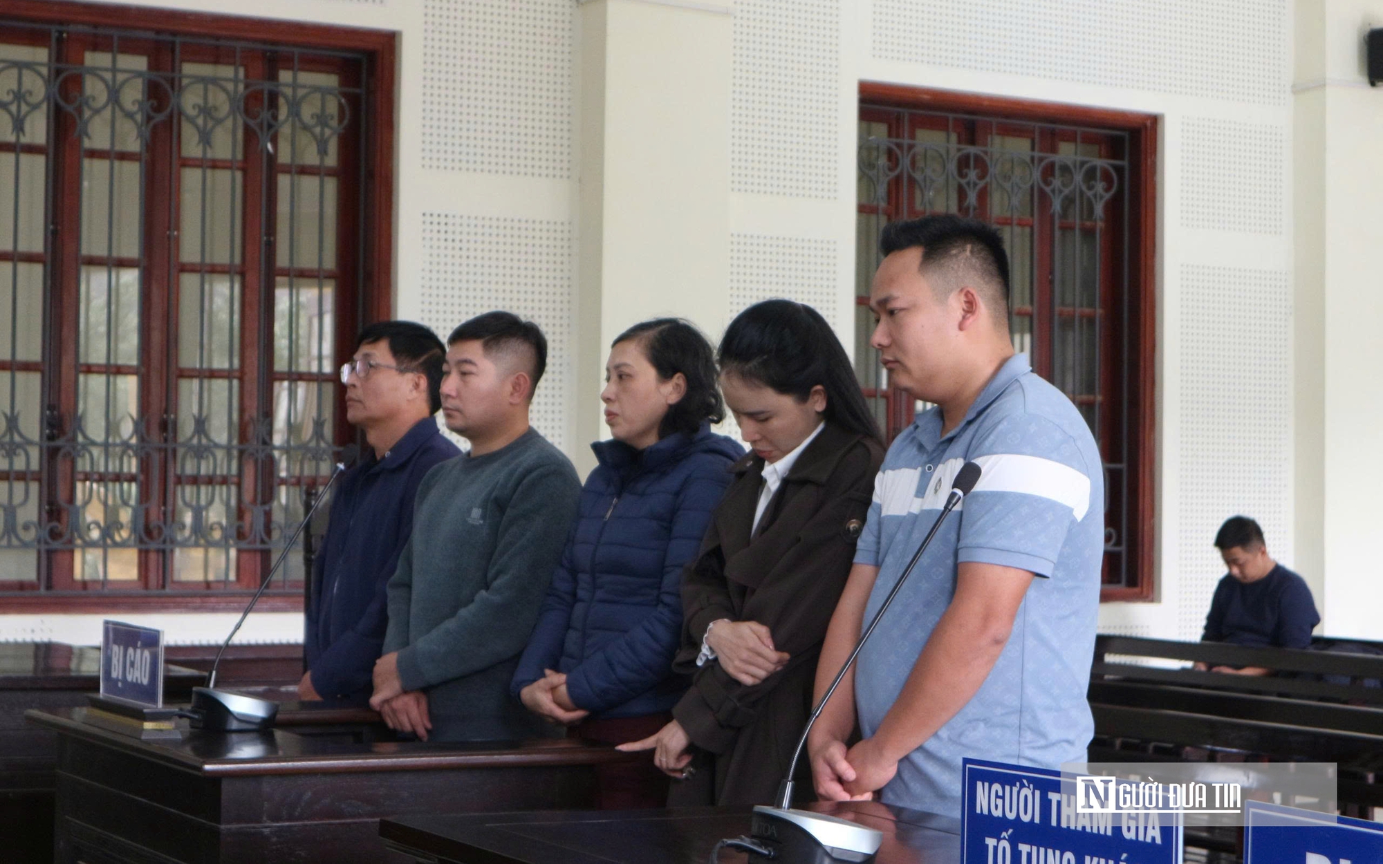 Đường dây đưa người sang Mỹ trái phép bằng thủ đoạn du lịch bị xét xử tại Nghệ An