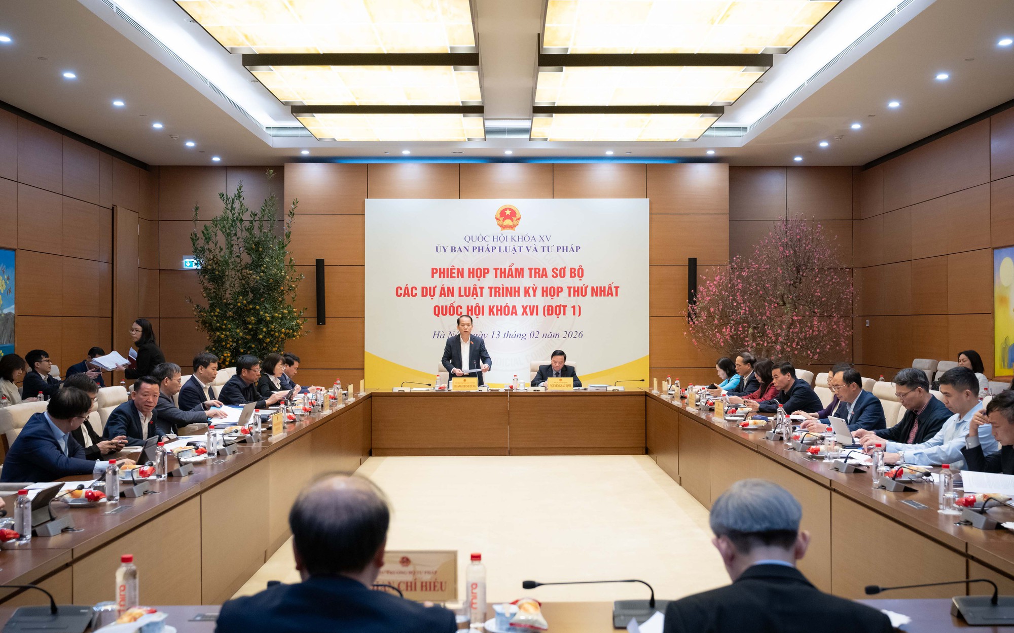 Phó Chủ tịch Quốc hội Nguyễn Khắc Định tham dự phiên họp thẩm tra sơ bộ 3 dự án luật quan trọng