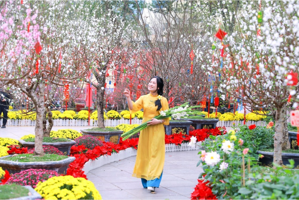 Miền Bắc tăng nhiệt trước khi đón đợt không khí lạnh cực mạnh tràn vềfg - Ảnh 1.