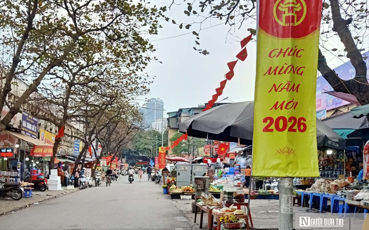 Tết hiện đại: Bánh chưng đặt giao, phong tục mai một và nỗi niềm giữ gìn văn hóa