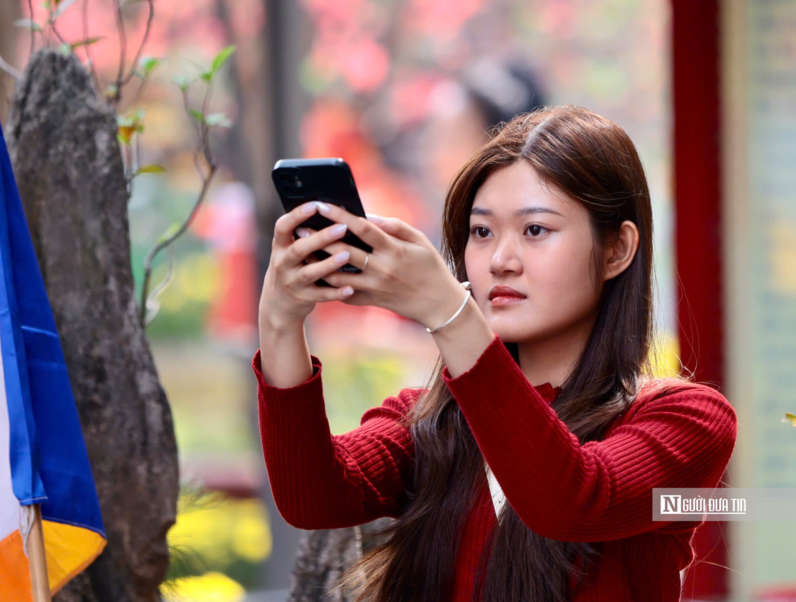 Nam thanh nữ tú đến một ngôi chùa ở Hà Nội cầu duyên ngày Valentine - Ảnh 9.