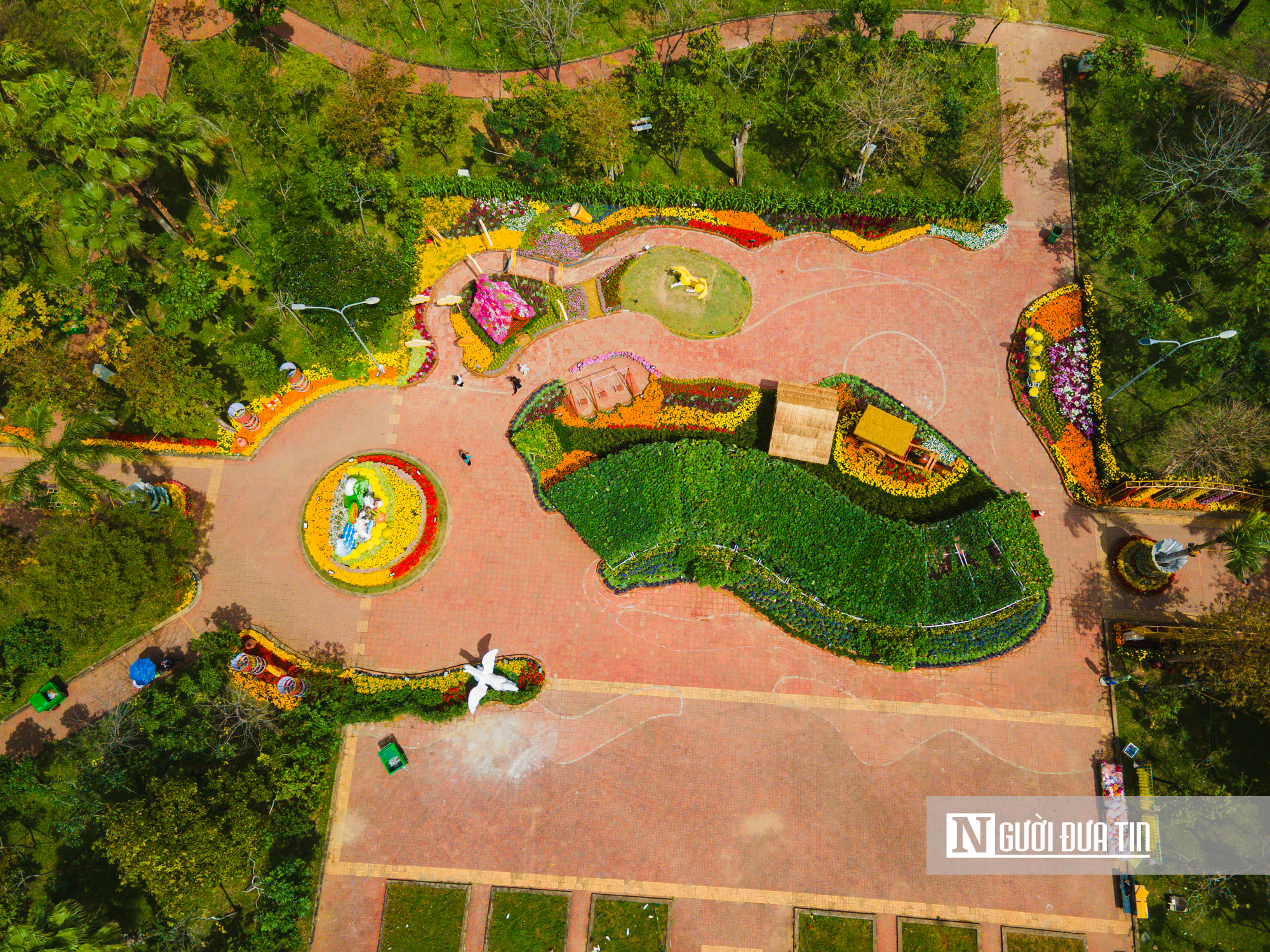 Cận cảnh Song m&atilde; k&eacute;o xe, X&iacute;ch m&atilde; tung v&oacute; lấp l&aacute;nh tại đường hoa xu&acirc;n Đắk Lắk- Ảnh 12.