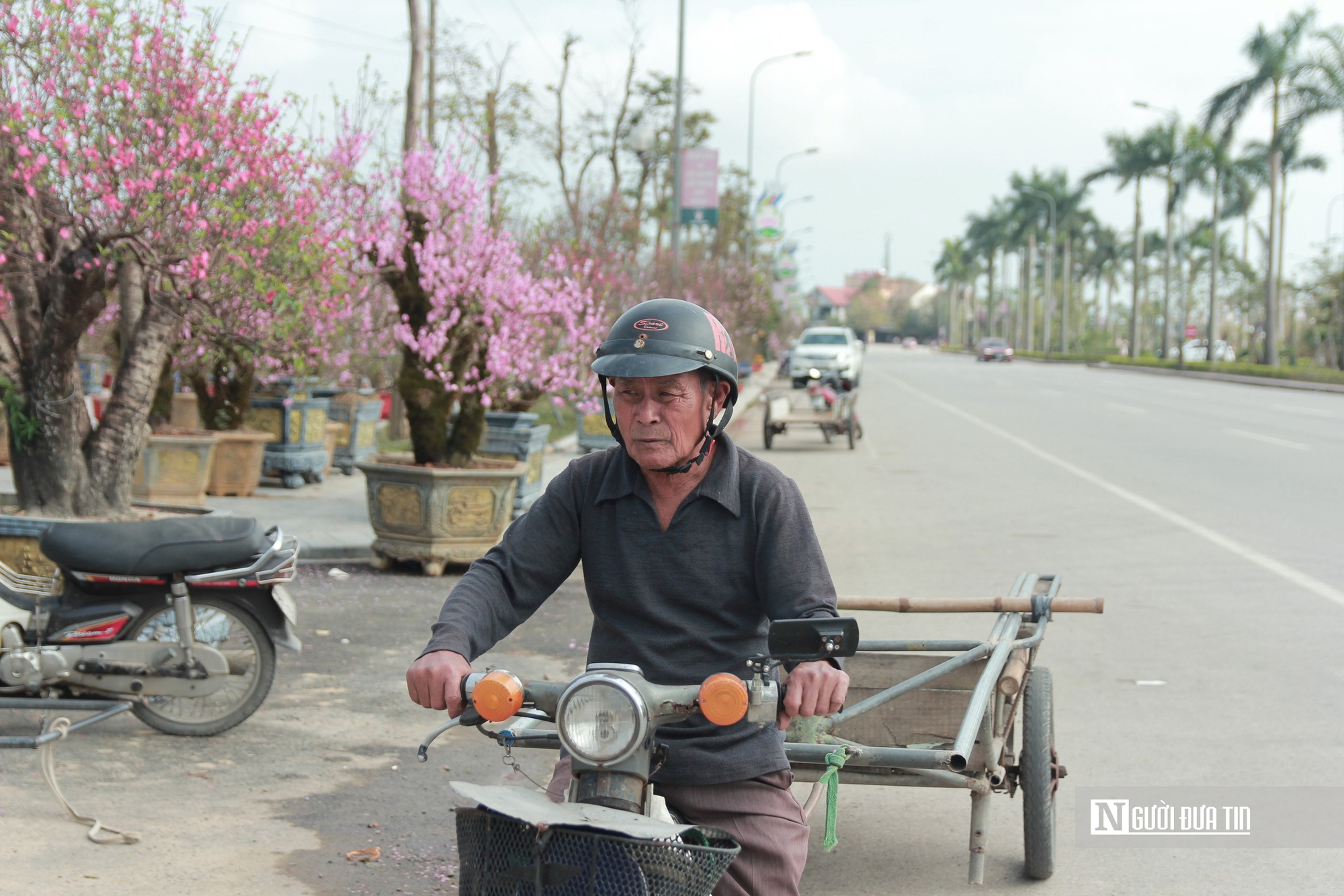 Lao động kiếm tiền triệu bằng nghề &ldquo;chở Tết về nh&agrave;&rdquo;- Ảnh 8.